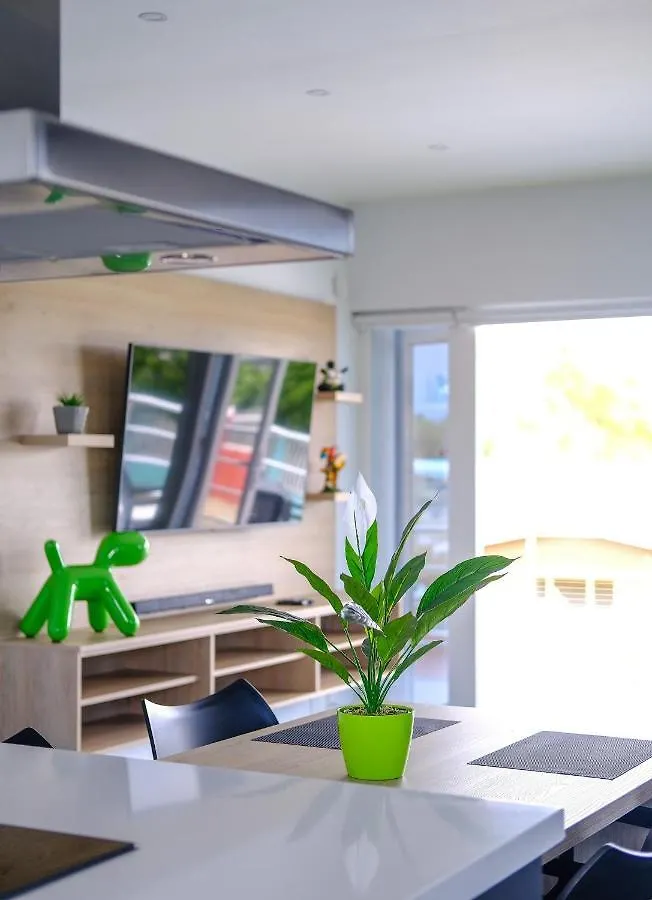Twentytwo Appartments D Виллемстад